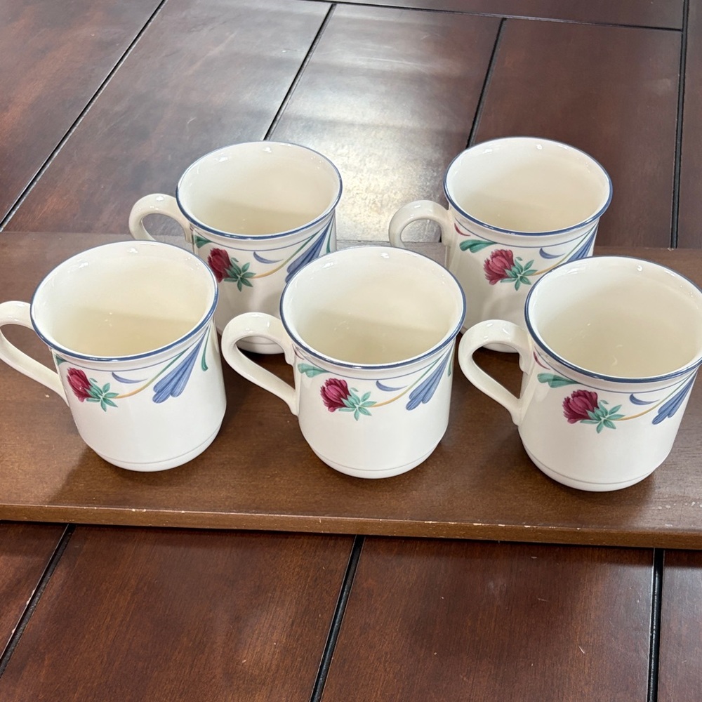 LENOX Chinastone, Poppies on Blue Floral Pattern Ceramic 5 Piece Mug Set - Picture 13 of 17